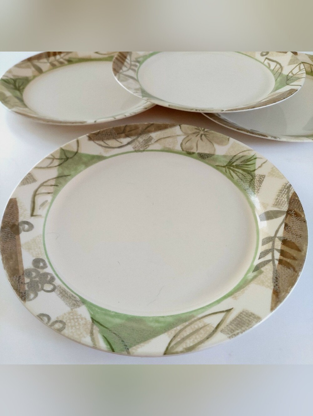 Set of 4 Corelle Textured Leaves Dinner Plates 10.25" Corning Glass Vintage